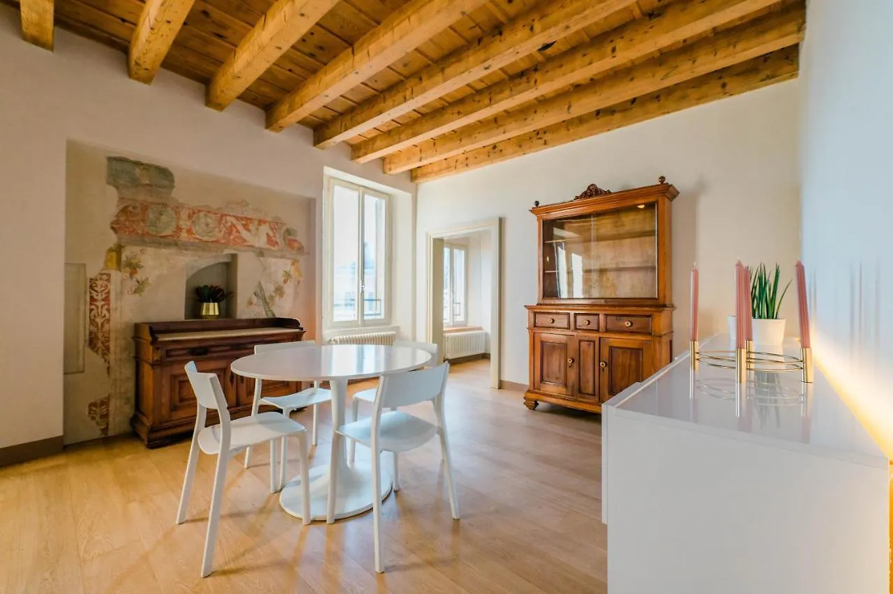 Feel - Pareto Apartment Bergamo