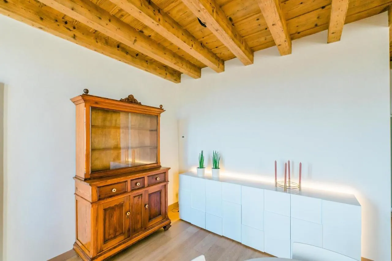 Feel - Pareto Apartment Bergamo 0*,
